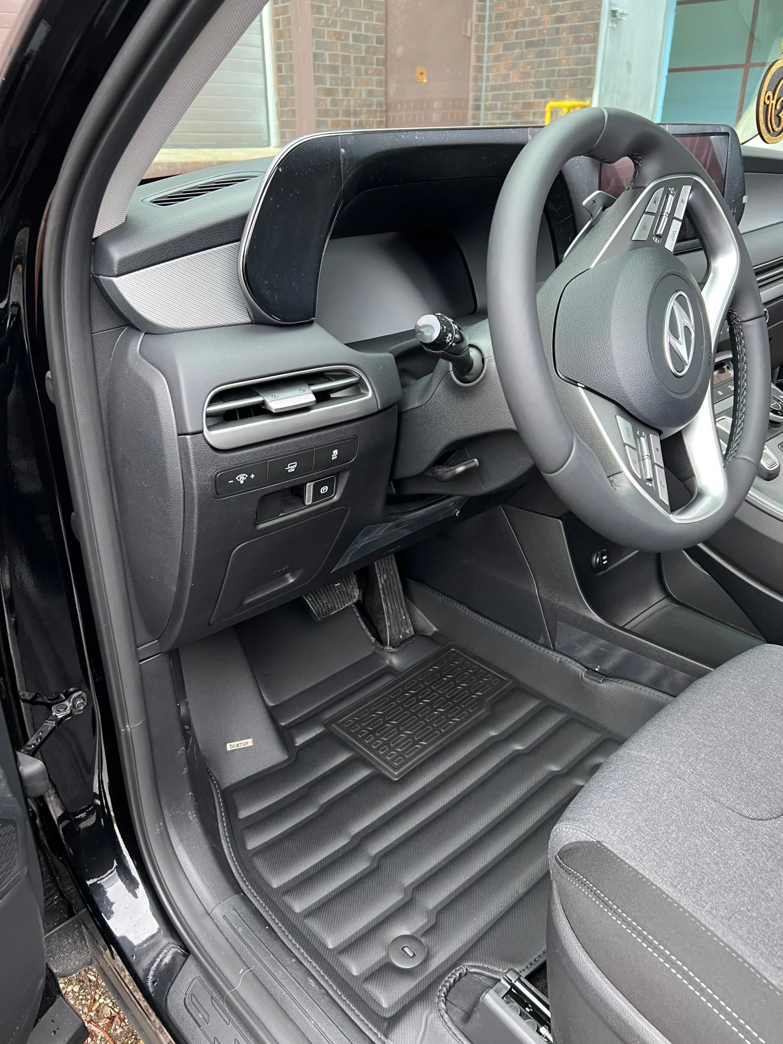 Hyundai Palisade (8 Seat) Floor Mats 2026 | Covers Row 1,2 & 3